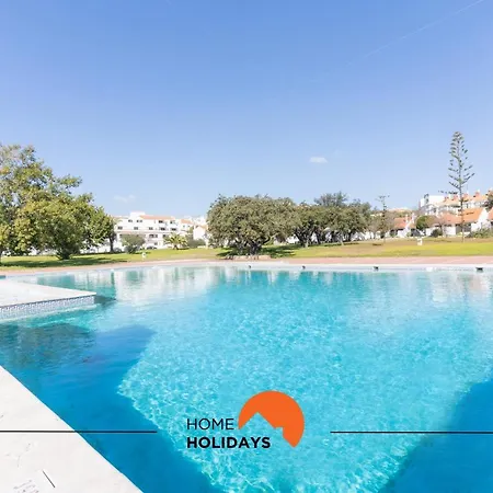 Holiday home #050 With Pool, Strip High Speed Wifi