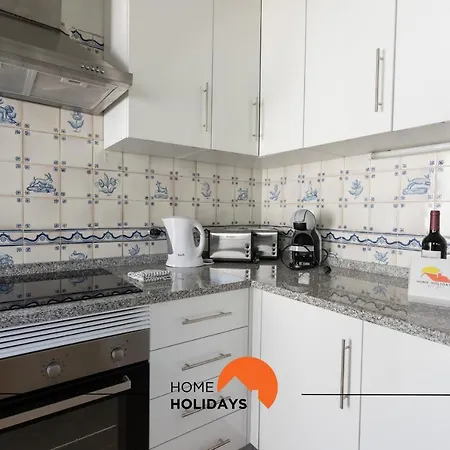 Holiday home #050 With Pool, Strip High Speed Wifi